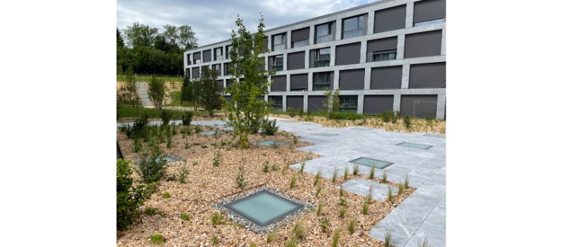 Plancher en verre avec verre dépoli avec effet antidérapant